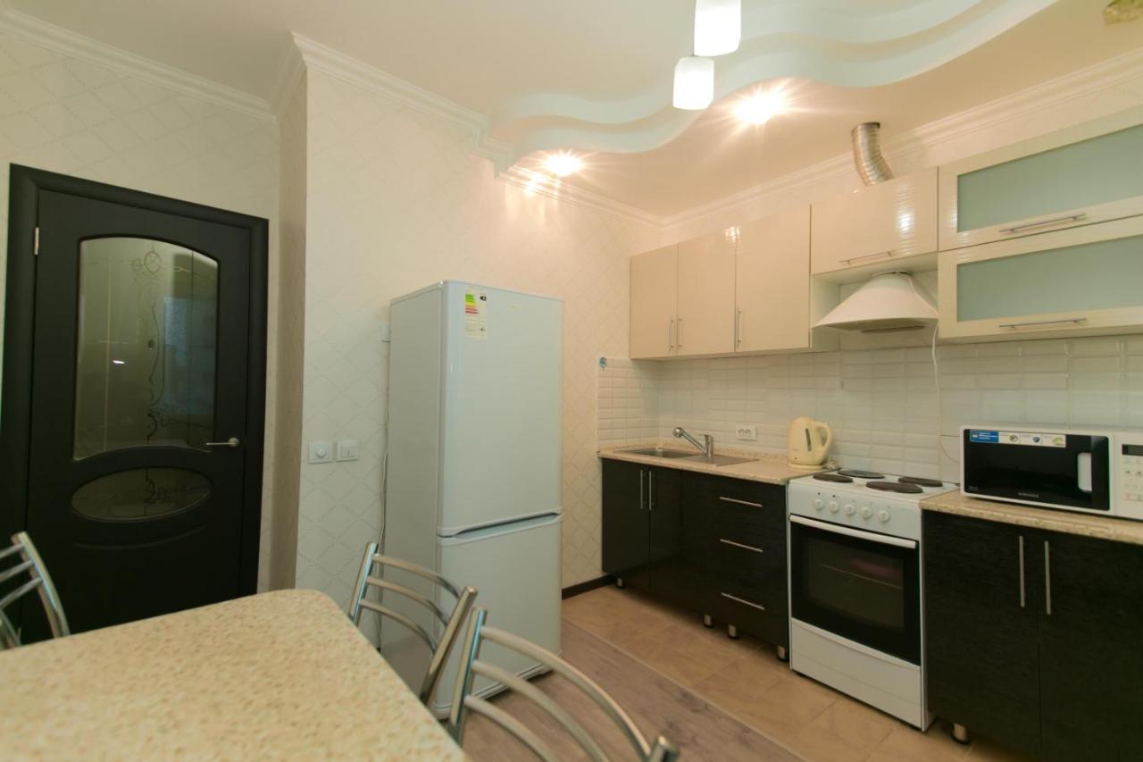 Cozy Apartment On Sarayshyq Street 5E Astana Eksteriør bilde